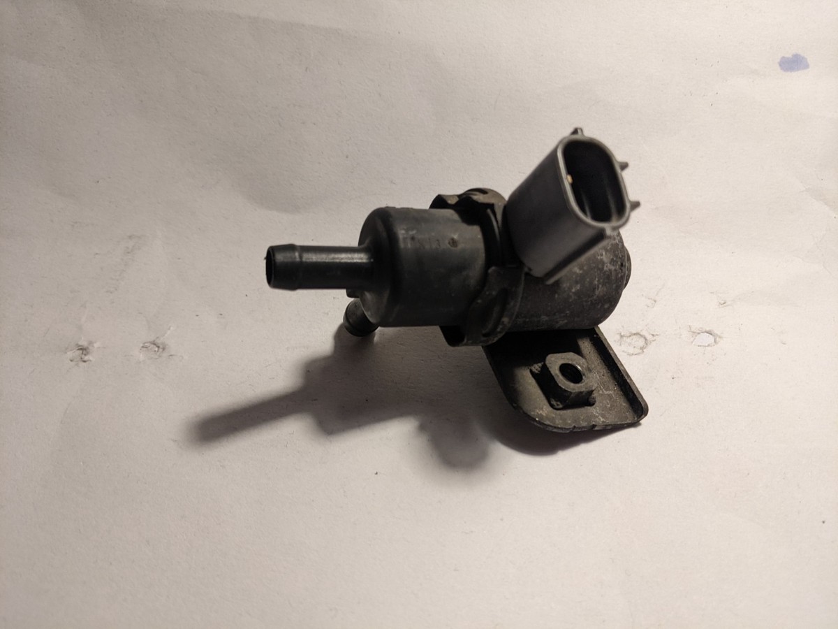 ravus 　no4 Certified Pre-Owned 2025 Toyota RAV4 XSE AWD PLUG-IN HYBRID in