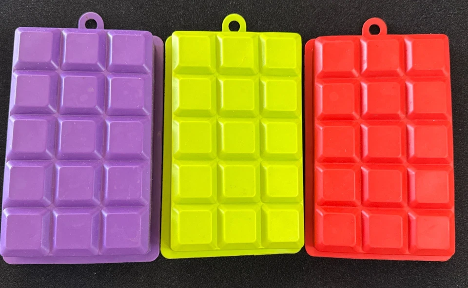 3 bandejas de cubitos de hielo molde de plástico de silicona de fácil liberación de 7 x 4 pulgadas Foto 2 de 4