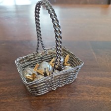 versilberter Korb mit 6 x Apfel Tischkarten/Menühaltern 