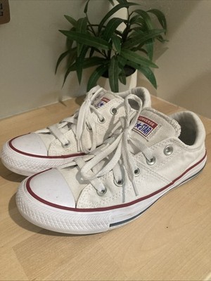 Converse Chuck Taylor All Star Women s Size 6  Padded Tongue White