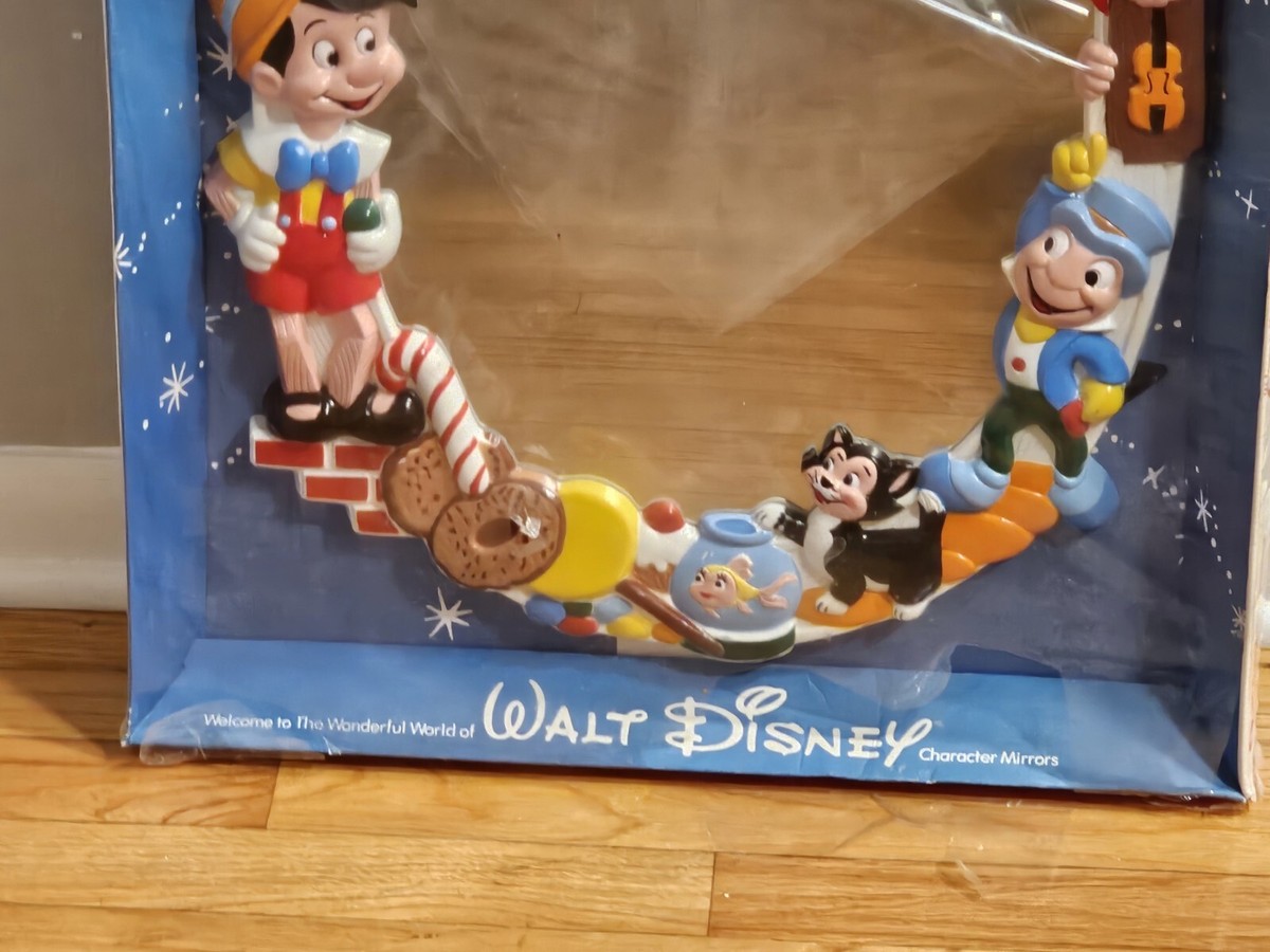 60'sヴィンテージ Disney ディズニー ピノキオ ウォールミラー 壁掛け 60'sヴィンテージ Disney ディズニー ピノキオ ウォールミラー