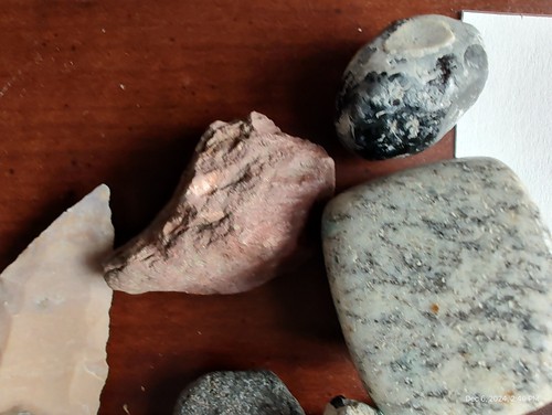 Gemstone Mix Healing and Reiki 2lb Mixed Lot Polished Rocks and Natural Stones - Picture 9 of 59