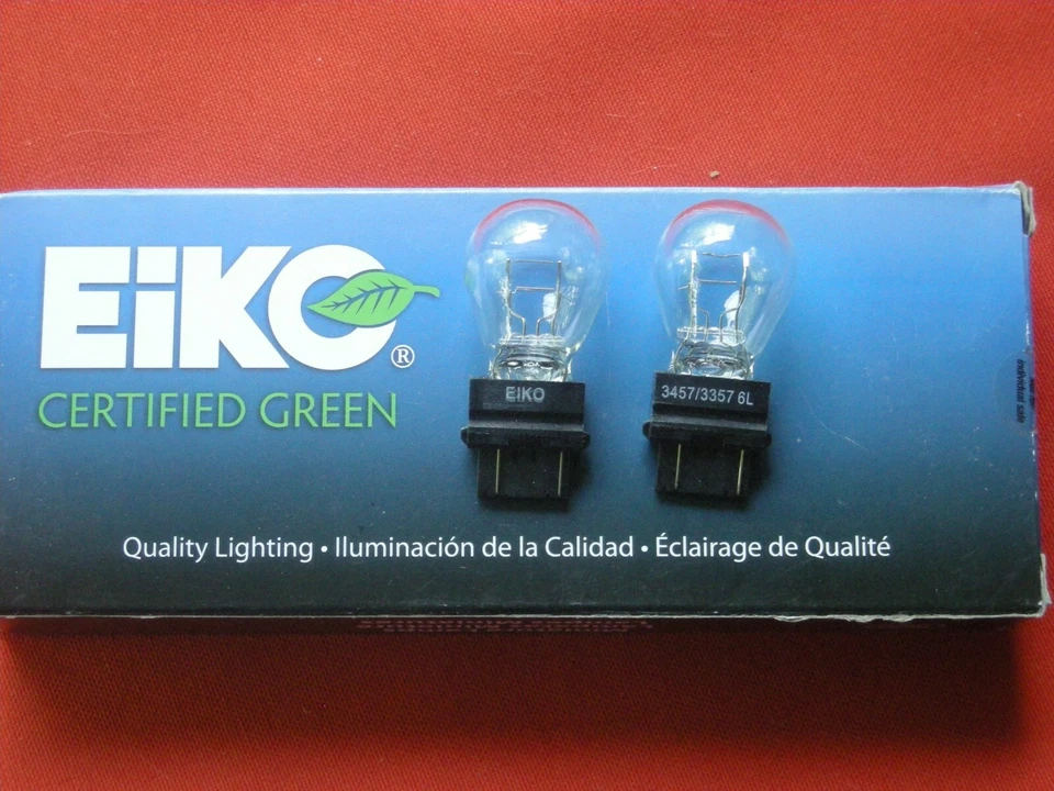 Bombilla transparente señal de giro Eiko 3457/3357 CANTIDAD DE 2 BOMBILLAS (sb10) Foto 2 de 2