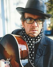 SINGER ELVIS COSTELLO SIGNED AUTHENTIC AUTOGRAPH 8x10 PHOTO 2 BECKETT BAS COA