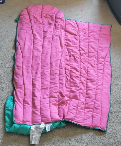 OZARK TRAIL MAJESTIC MERMAID KIDS SLEEPING BAG 5' 2" X 2' GREEN & PINK CAMPING - Picture 4 of 6