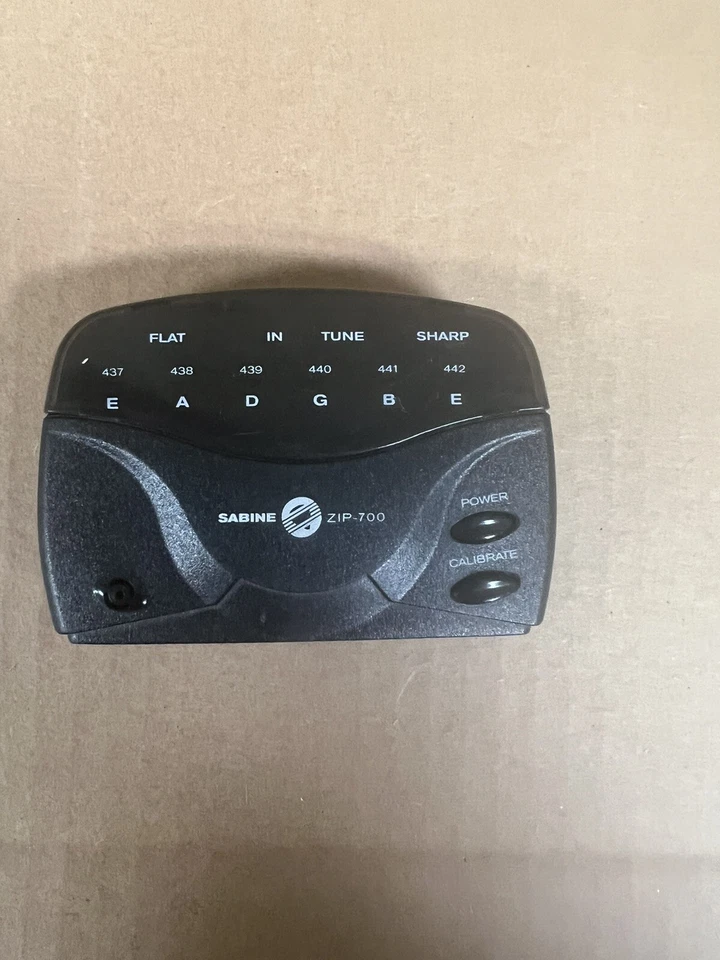 Sintonizador de guitarra y bajo Sabine ZIP-700 9V a batería rápido fácil de usar Foto 2 de 4