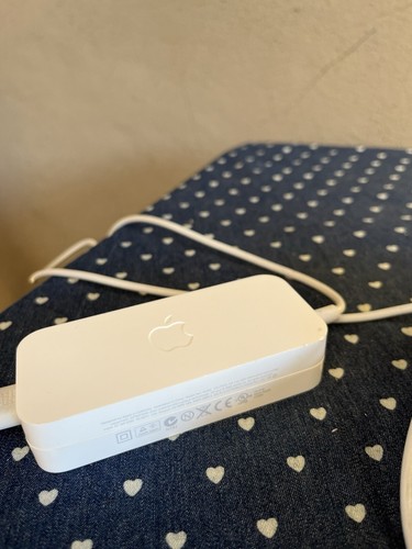 Apple Airport Extreme Wireless Router A1408 5th Generation White Used Working - Picture 14 of 17