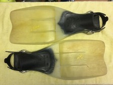 DACOR TURBO-FLEX Open Heel FINS - Size Medium Clear -SCUBA DIVING / SNORKELING