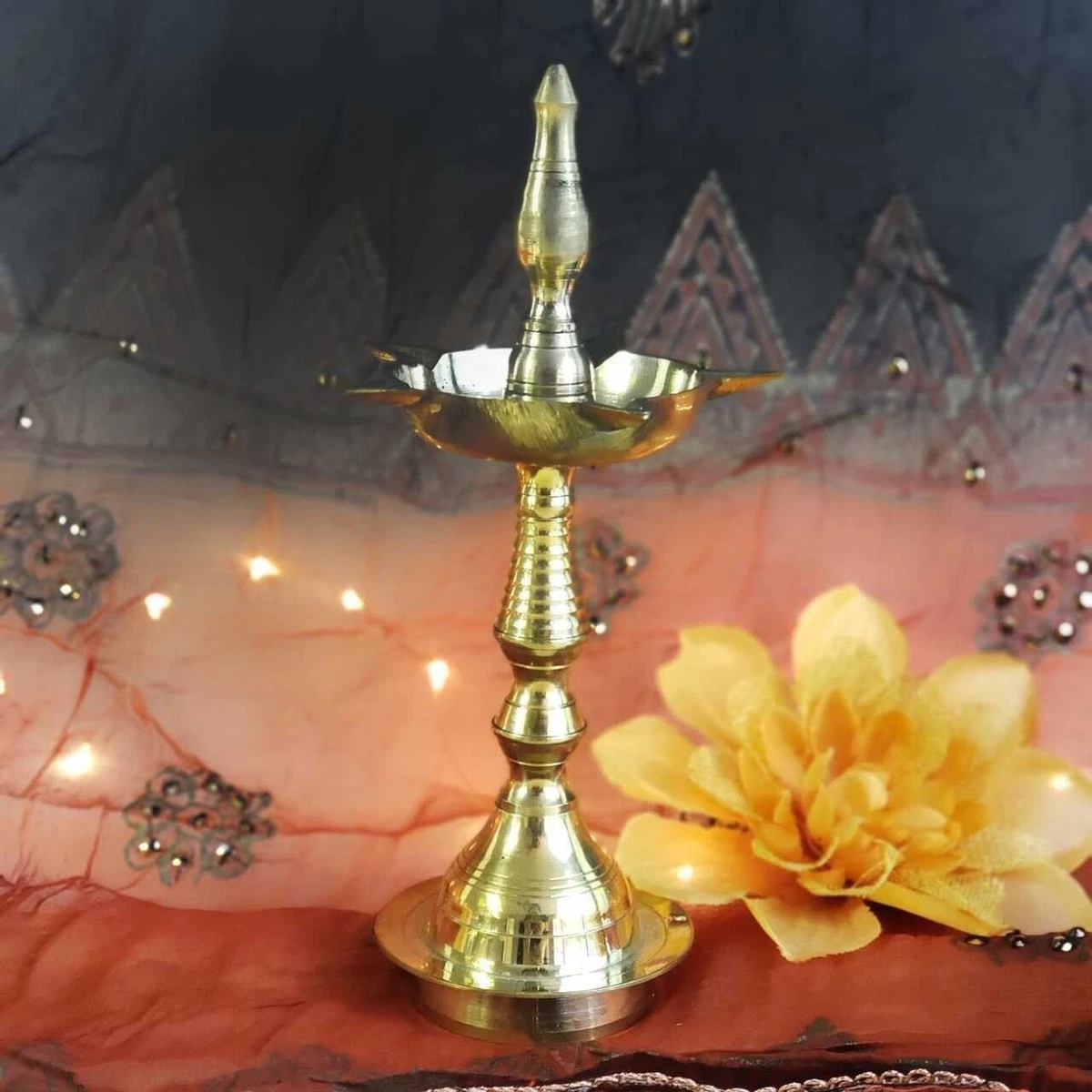 Oil lamp decor deals