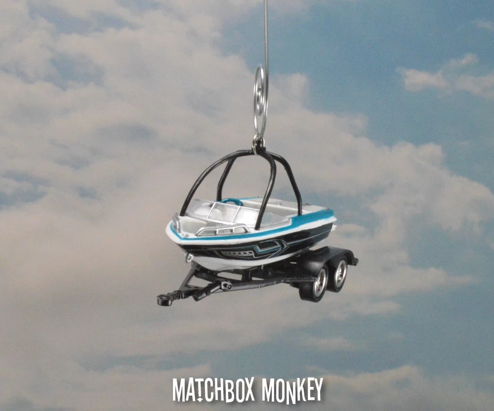 Waterski Wakebord Boat Christmas Ornament Mastercraft Moomba Supra Water Ski - Image 4 of 4