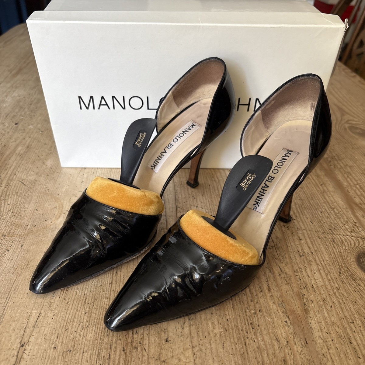 Vintage Manolo Blahnik EU 36 UK 3 Black Patent Leather