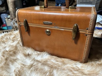 Vintage Samsonite Schwayder #4612 Brown Faux Leather Makeup Train Hard Case
