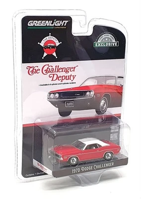 Greenlight 1/64 Scale 30313 - 1970 Dodge Challenger - Red/White - Photo 1/4