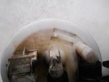 Pompe à essence Peugeot 106