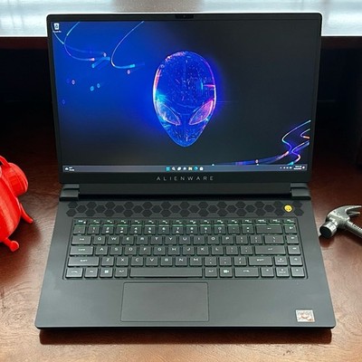 Dell Alienware m15 R5 AMD Ryzen 7 5800H 16GB RAM 1TB SSD RTX 3070 Ti WIN 11 PRO