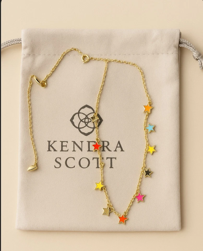 Juego de pendientes y collar estrella Kendra Scott Sloane Foto 2 de 4