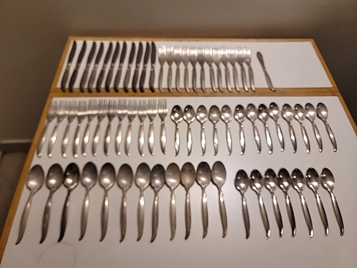 Vintage 1847 ROGERS BROS Silver Plate 68 Pc. Flatware Set FLAIR | eBay