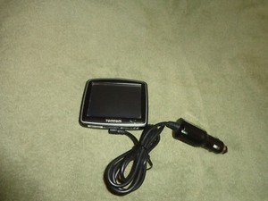 tomtom gps devise does power up, untested, not all there I think  bundle