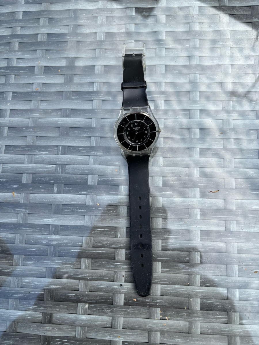 Swatch Black CLASSINESS 34mm Case Unisex Watch SFK361 for  display picture 2