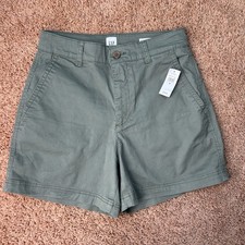 Gap Womens 6 NWT Girlfriend Khaki Shorts Olive Green Classic Clean Preppy Casual