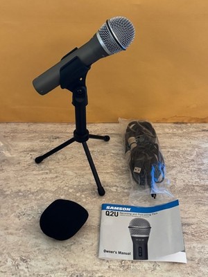 Samson Q2U USB/XLR Dynamic Microphone Podcast Streaming Mic w Stand Cable