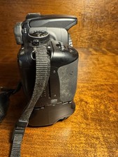 Canon EOS Rebel XTi Digital SLR Camera Body Only Built-in Flash Black