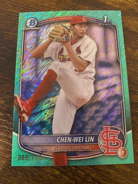 2025 - Chen-Wei Lin - 1st Bowman Chrome Aqua Shimmer 69/125 BCP-141 - Cardinals