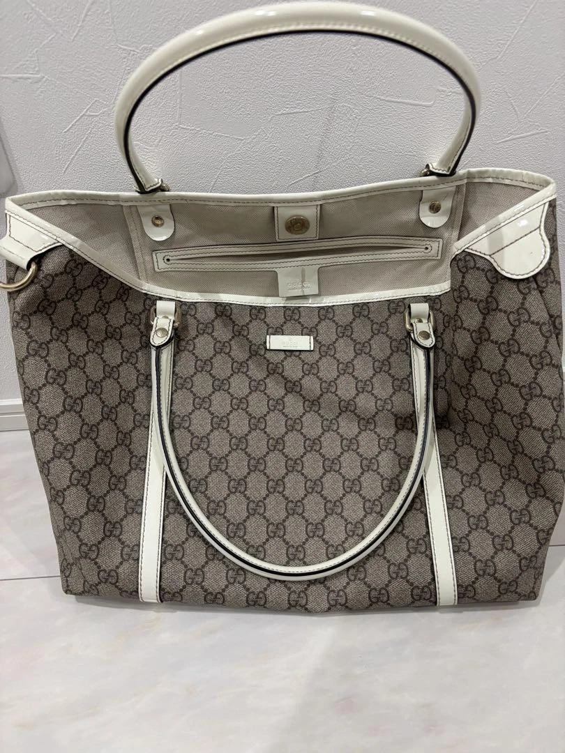 Sac à bandoulière Gucci motif GG #PGDAV5