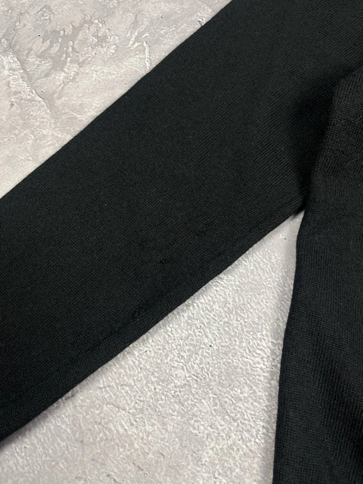 Prada Milano 羊毛开衫毛衣 38 码 — 第 3/4 张图片