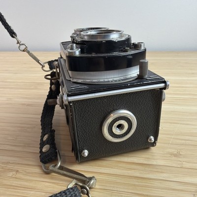 Minolta Autocord L TLR Film Camera Rokkor 1:3.5 f=75 mm Lens