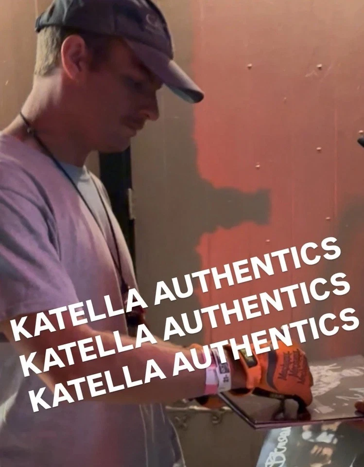 Mac Demarco Autograph 2 Signed Vinyl Record LP Indie Rock Guitar Salad Days Auto - Image 3 of 4