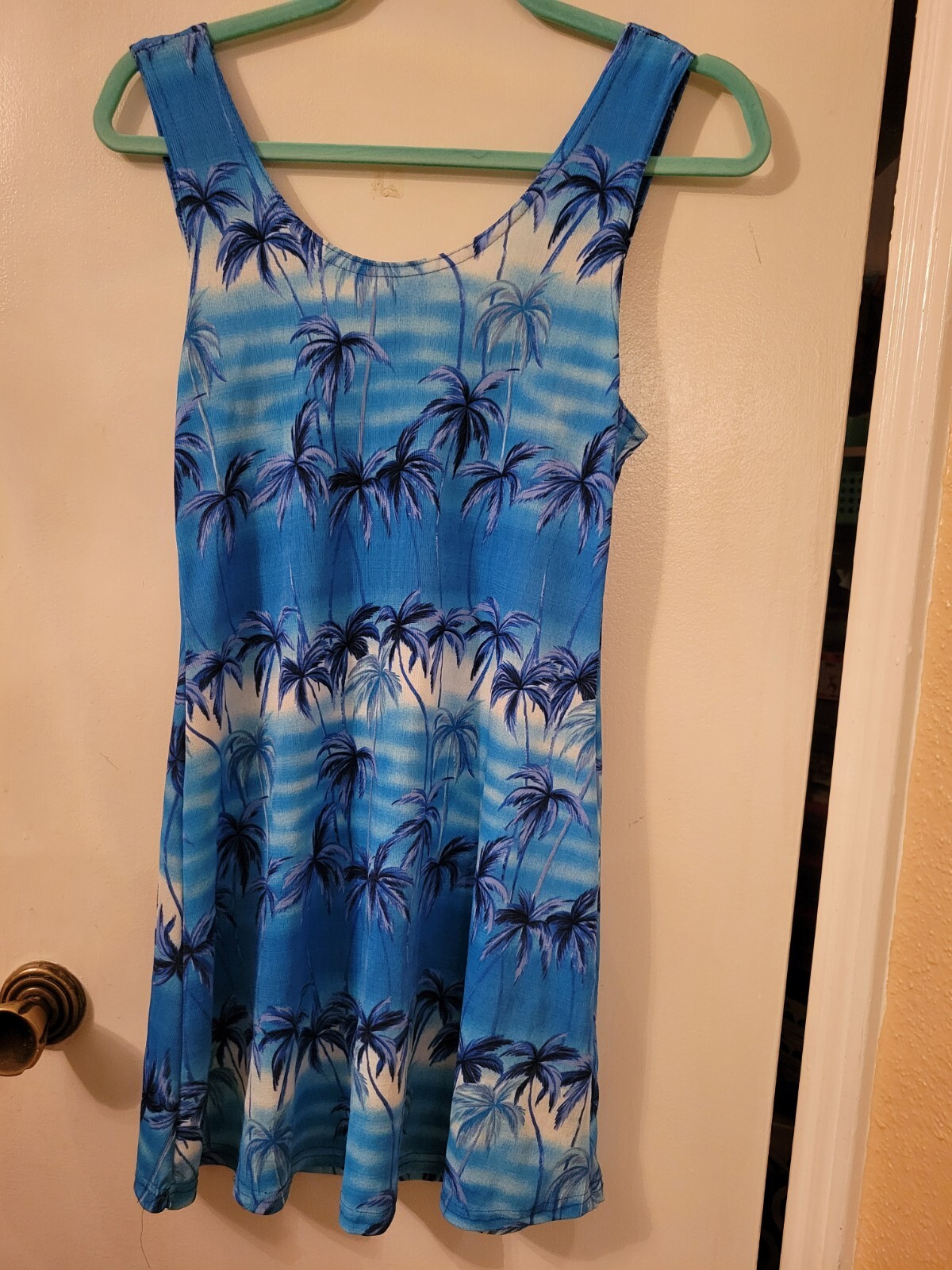 Adorable Sundress Size M/S No Brand Blue/White Beach Palms Stretch Vacation-image