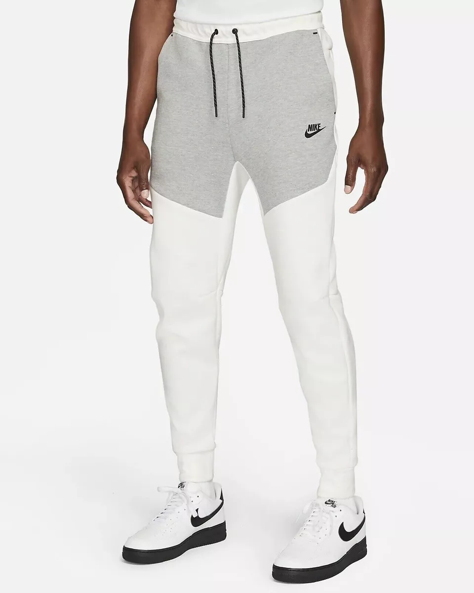 Nike Sportswear Tech Fleece Jogger Pants White Gray (CU4495-133