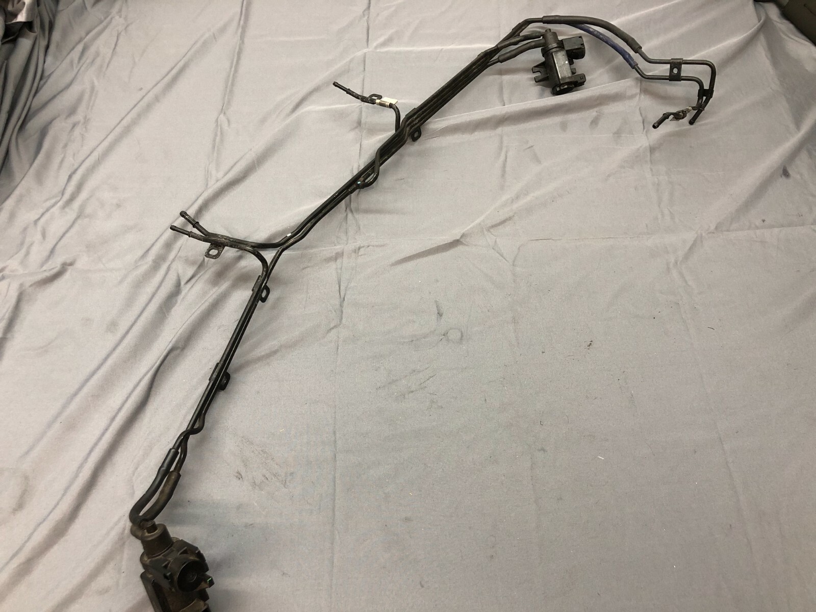 FERRARI 488 GTB TURBOCHARGING SYSTEM RIGID PIPE SOLENOID VALVE OEM 319332 316062