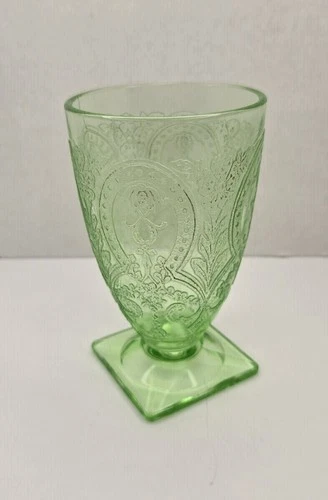 Indiana Depression Glass Uranium Green Horseshoe Square Base Goblet Tumbler 1930
