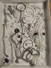 Lot Bijoux 512 Gr ancien divers Jewellery argenté ? Argent ? Acier ? Vintage 31