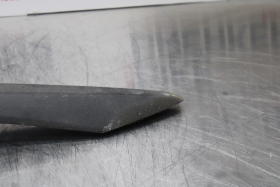 14-17 YAMAHA FZ07 TRASERO TRANSMISIÓN CADENA PROTECTOR CUBIERTA ESCUDO BB162 Foto 2 de 4