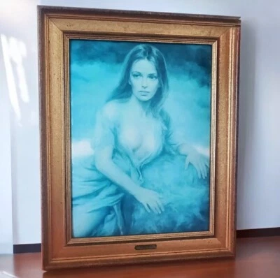 Vinciata Style Resin Artwork – Framed Portrait Woman – Gold Helca Frame - Photo 1/4