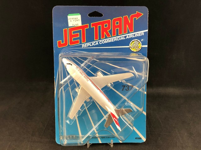 diecast commercial airplanes