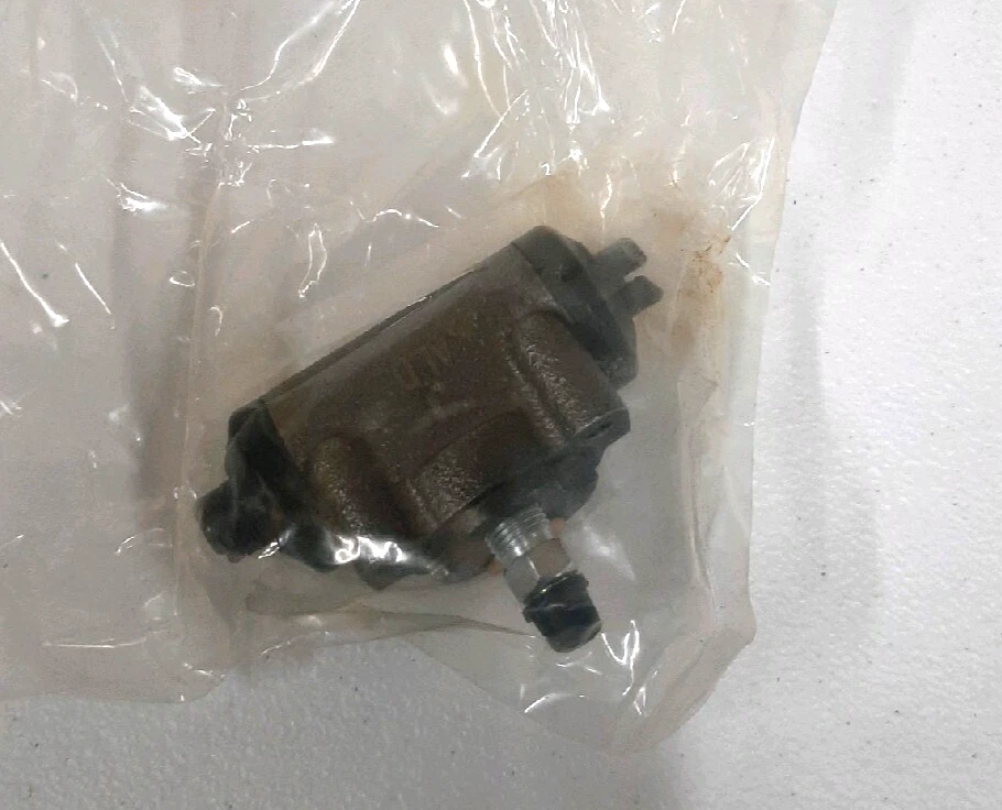 Wheel Cylinder for Chrysler Sebring, Dodge Avenger, Hyundai Excel, Mitsubishi Foto 2 de 4