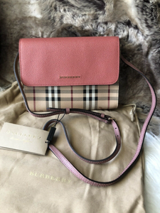 bolsa burberry rosa
