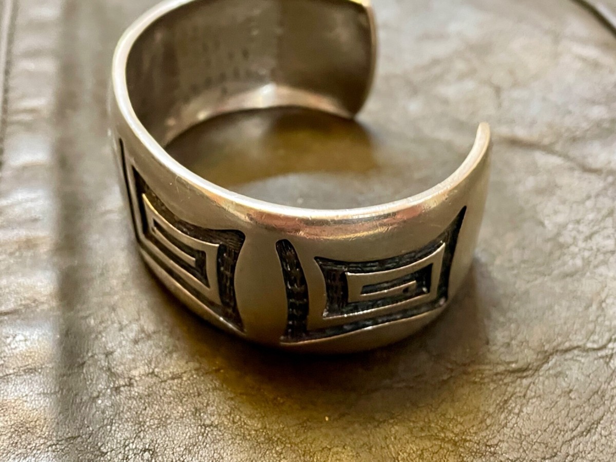 Bernard Dawahoya, Hopi Mastersilversmith Cuff. 56 grams, size 7 1