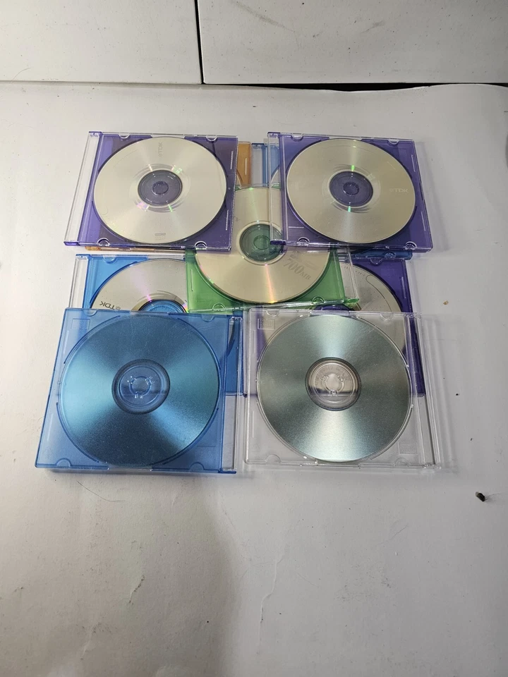 TDK, Sony, Maxell CD-R 52x 700MB 80 Min New - Lots Of 10 CDs With Case - Image 2 of 2