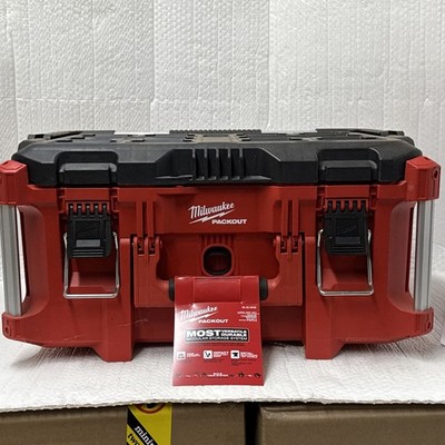 Milwaukee Pack Out Box 48-22-8425. Brand New. 19 X12 X8 Inside The Box