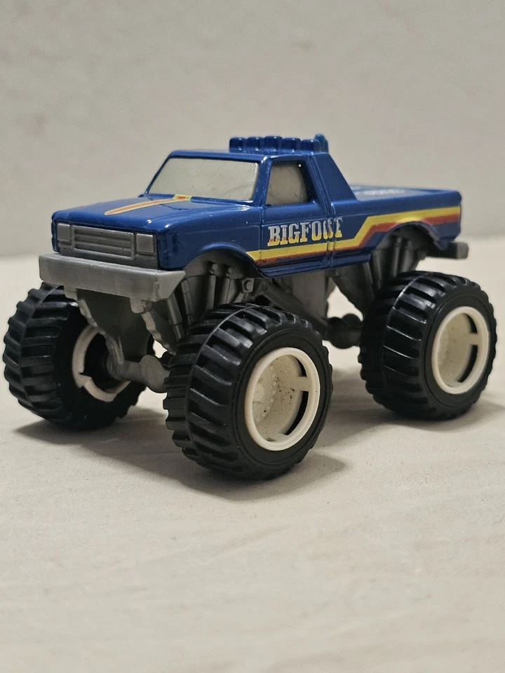 Neumáticos de torre de campeones Ford Bigfoot Monster Truck Champions 1991 Mattel Hot Wheels de colección Foto 2 de 4