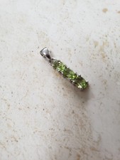 Gemporia - Arizona Peridot 2.25 Carat, Sterling Silver Pendant .