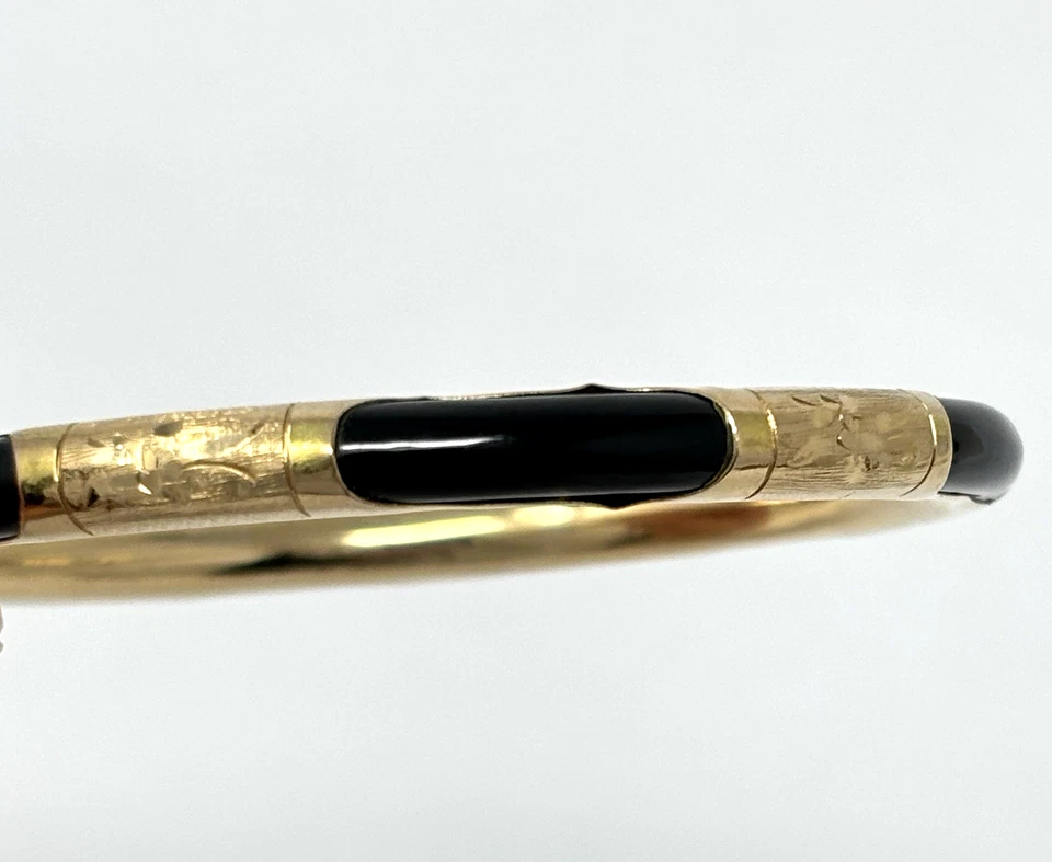 14K Gold Black Onyx Bracelet Etched Hinged Bangle Signed 585 13.6 Grams - Image 3 of 4
