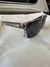 Oakley Holbrook Sunglasses Polarized Prizm
