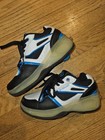 Light Up Wheels Skate Shoes Youth 2 Blue Black White LED Roller Kid like Heelies — photo 3