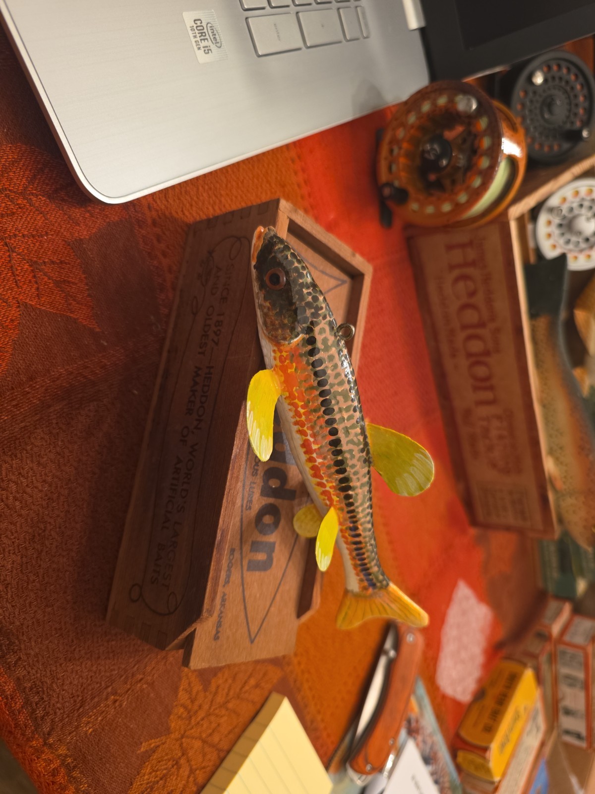 Huffman's hand carved FISH DECOY ICE SPEARING FISHING decoy MINNESOTA 7"